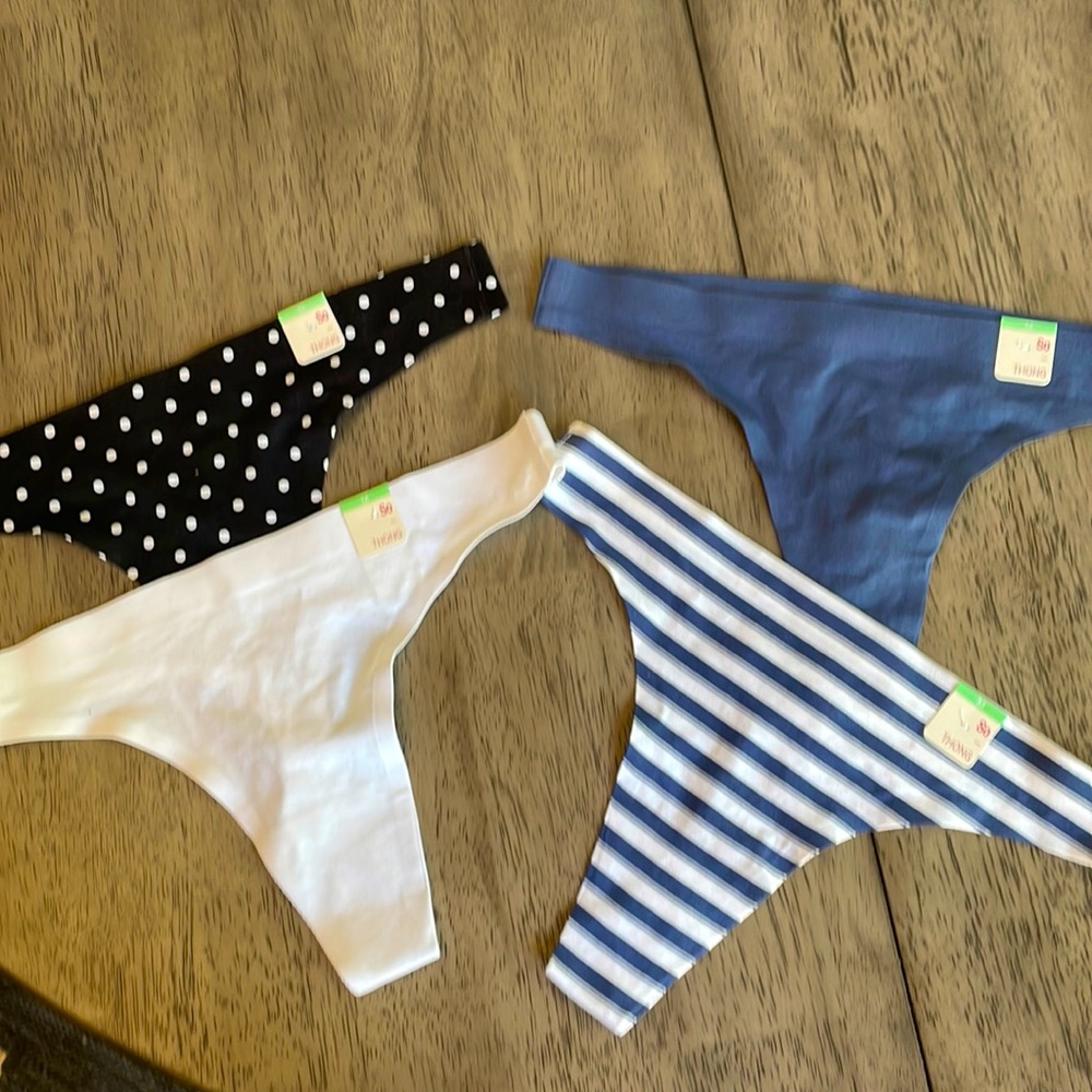 Women's Set of 4 So Juniors Thong Underwear